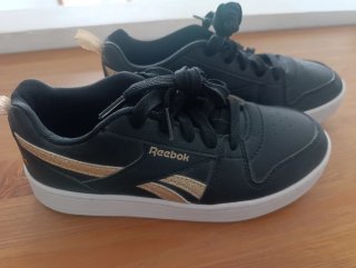 Zapatillas Reebok Negras y Doradas Talla 36
