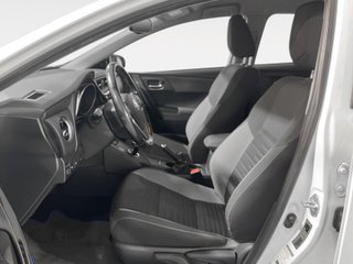 Toyota Auris 1.8 Hybrid Active 100 kW (136 CV)