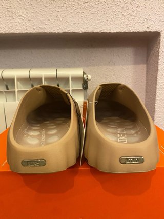 Nike Mind 001