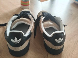 Adidas Zapatillas Beige y Negro