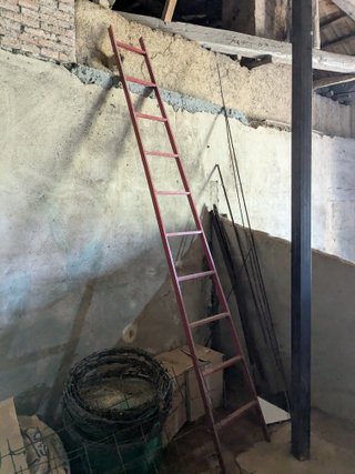 Escalera de hierro macizo de 3,30 m