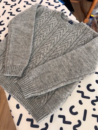 Jersey de punto gris Kiabi + sudadera