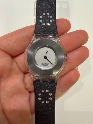 Reloj Swatch Skin “Night Glamour” (Ultrafino)