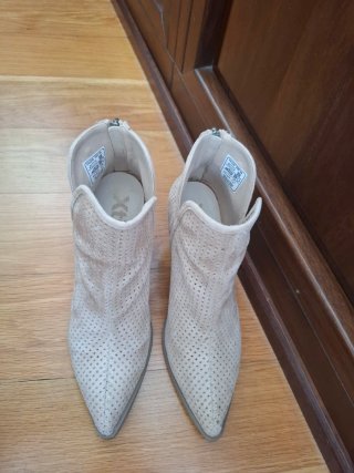 Botines de tacón Xti color beige - Talla 39