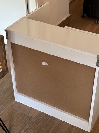Mueble de baño con puertas de espejo. Sin estrenar