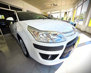 CITROËN C4 AUTOMATICO 1.6 HDi 110 CV CMP |