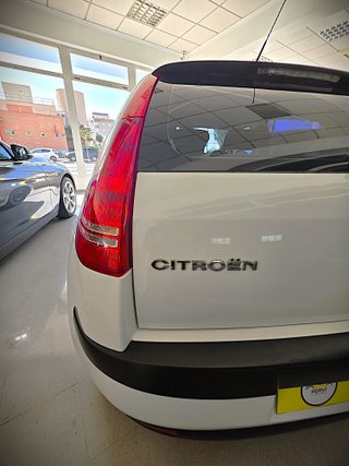 CITROËN C4 AUTOMATICO 1.6 HDi 110 CV CMP |