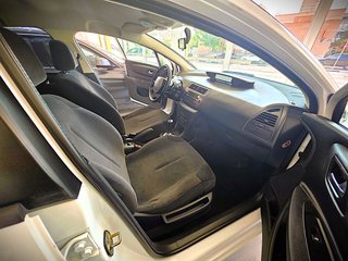 CITROËN C4 AUTOMATICO 1.6 HDi 110 CV CMP |