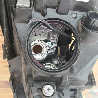 2 faros Hyundai i30,,,rotos