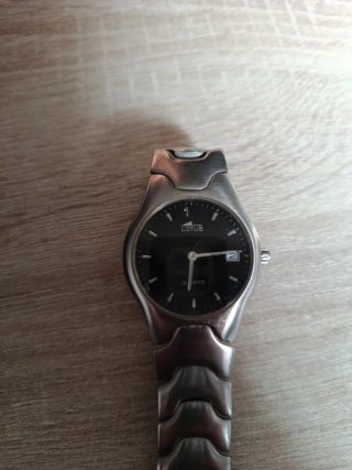 Reloj Lotus Mujer Negro/Plateado