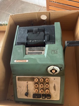 Calculadora Olivetti Antigua