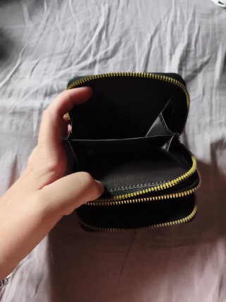 Cartera monedero piel negra y verde NO ES DE MARCA