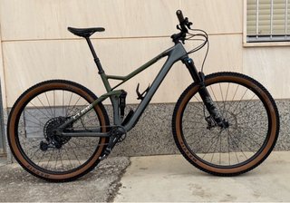 Bicicleta de Montaña Cube Stereo ONE22 HPC