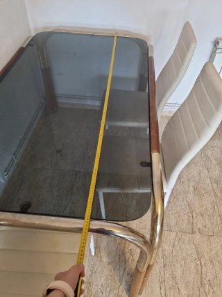 Mesa comedor cristal y 3 sillas