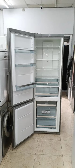 Nevera Combi  Panasonic Acero Inoxidable 200X60X63