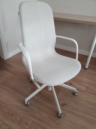 Silla IKEA Långfjäll gris claro