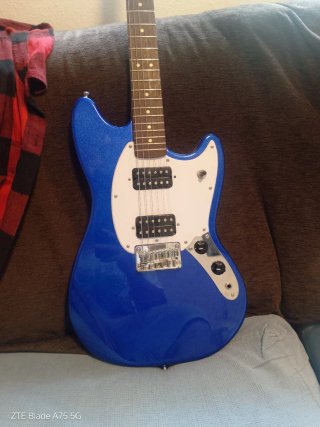 Guitarra Eléctrica Squier Mustang Cambio por bajo