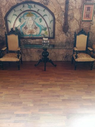 Conjunto de muebles antiguos