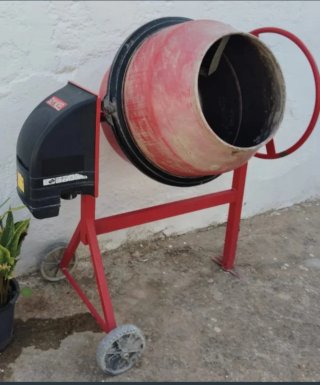 Hormigonera eléctrica portátil GUY NOEL