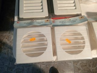 Rejillas de ventilación plásticas 90mm