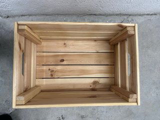 Caja de madera Ikea