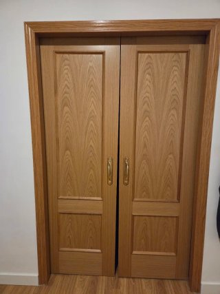 Puertas Correderas de Madera . 1,20 m ancho x 2 m