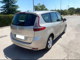 Renault Grand Scenic 2009 5 plazas