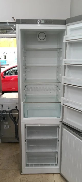 Nevera Liebherr Acero Inoxidable 200X60X63cm