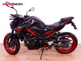 KAWASAKI Z 900