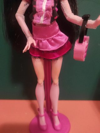 Draculaura Monster High killer style