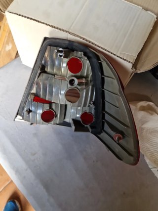Piloto trasero izquierdo BMW Serie 3 e 46