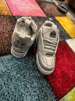 Sneakers Louis Vuitton Skate Grigie