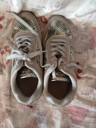 Scarpe Guess Beige/Argento