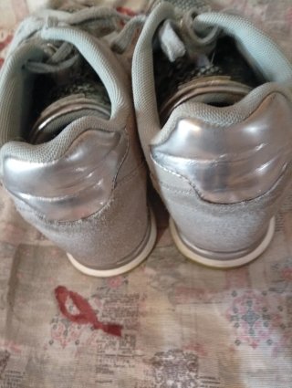 Scarpe Guess Beige/Argento