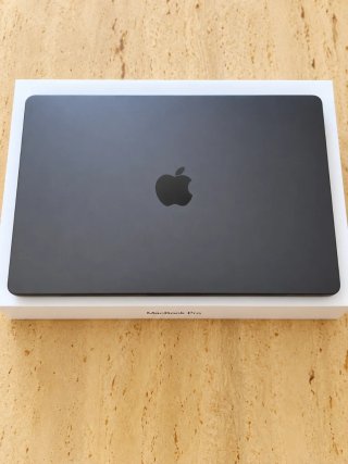 MacBook Pro 14 M3 Pro 48GB 1TB Negro
