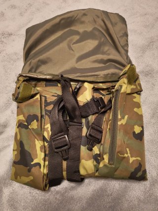 Traje de tormenta camuflaje