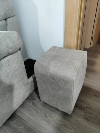 Sofá con Chaise Longue a motor