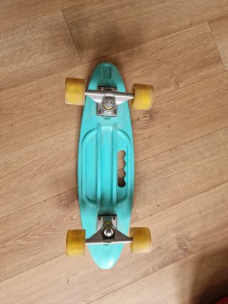 Mini monopatin Sancheski Skate