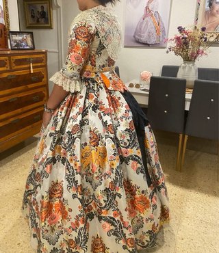 Traje de Fallera Talla 38 + Zapatos