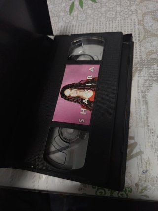 VHS Shakira - ¿Dónde están los ladrones?
