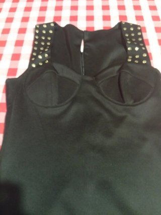 Pantalon vaquero negro, vestido negro, falda vaque