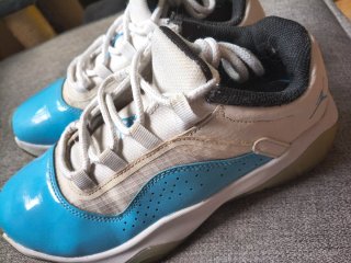 Zapatillas Nike Jordan 11 CMFT Low Azul/Blanco, 39