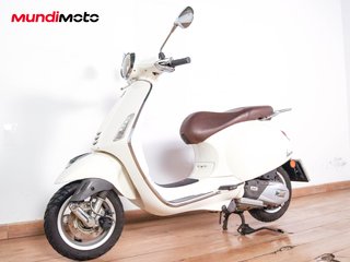 VESPA PRIMAVERA 125