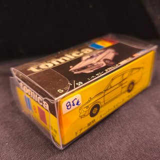 Tomica Nissan Sunny 1400 GX #8
