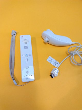 Console Nintendo Wii con Wii Sports e Just Dance 2