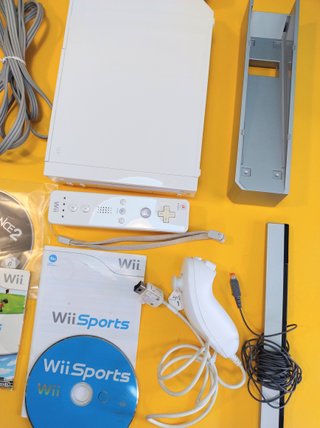 Console Nintendo Wii con Wii Sports e Just Dance 2