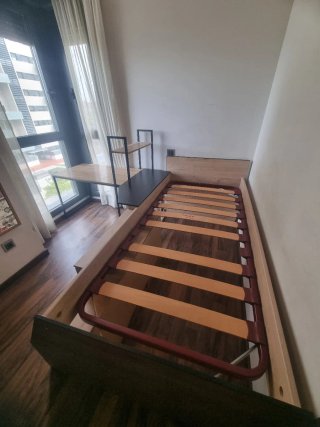 Cama con Escritorio y Almacenaje