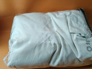 Cortina Opaca Terciopelo Beige