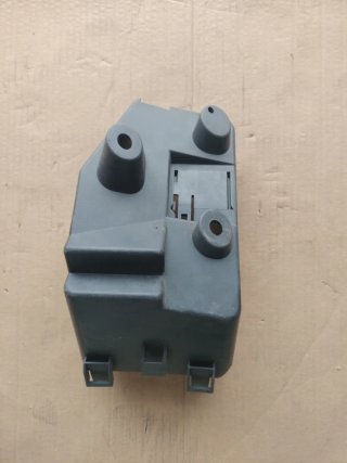 Caja Portafusibles Renault Clio I
