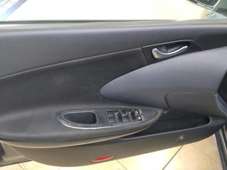 Nissan Primera 2004